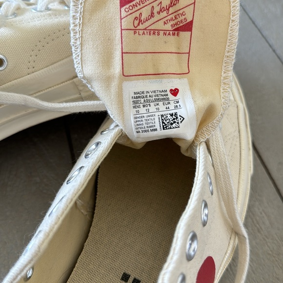 SOLD NEW Converse x Comme des Garçons PLAY Chuck 70 - Picture 6 of 6